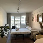 F - 2 Personen - Op 250m De Zee