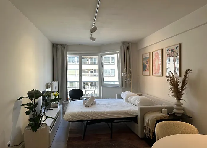 F - 2 Personen - Op 250m De Zee